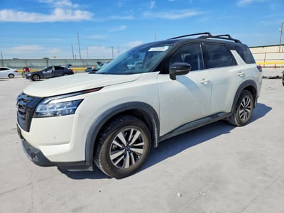 2022 Nissan Pathfinder