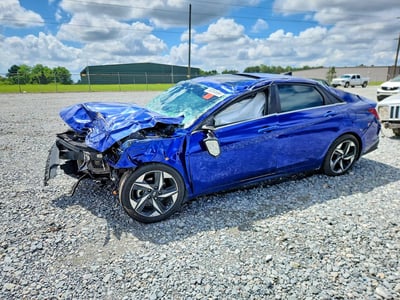 5NPLP4AG2NH****** 2022 Hyundai Elantra