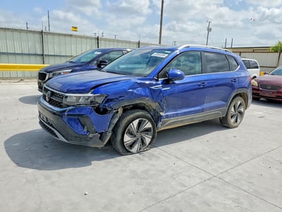 3VVVX7B22RM****** 2024 Volkswagen Taos