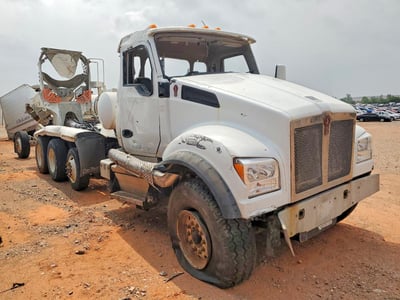 1NKZLK0X3MJ****** 2021 Kenworth T880