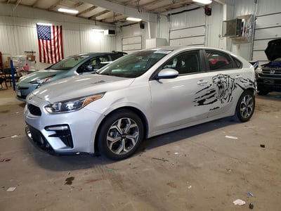 3KPF24AD2ME****** 2021 Kia Forte