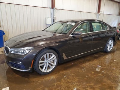 WBA7F2C56GG****** 2016 BMW 7 Series