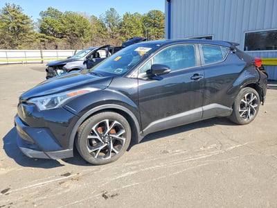 NMTKHMBXXJR****** 2018 Toyota C-HR