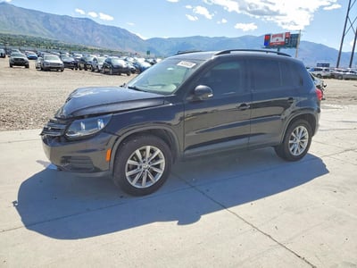 WVGAV7AX5HK****** 2017 Volkswagen Tiguan