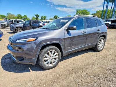 1C4PJMDB4HW****** 2017 Jeep Cherokee