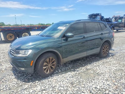 3VV1B7AX8JM****** 2018 Volkswagen Tiguan