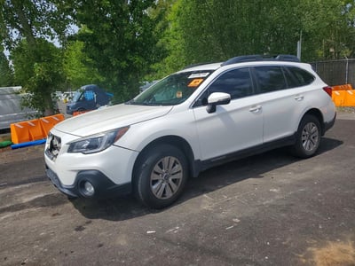 4S4BSAFC9J3****** 2018 Subaru Outback
