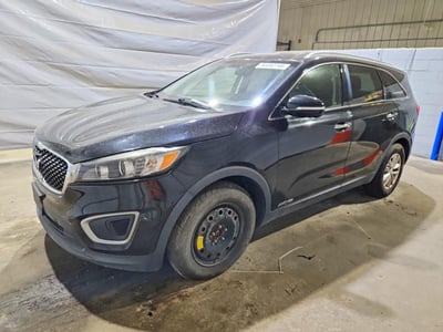 5XYPGDA5XGG****** 2016 Kia Sorento