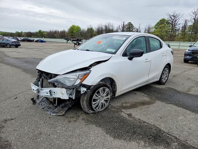 3MYDLBYV3KY****** 2019 Toyota Yaris