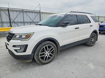 1FM5K8GT1HG****** 2017 Ford Explorer