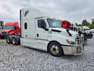 3AKJHHDR5NS****** 2022 Freightliner Cascadia