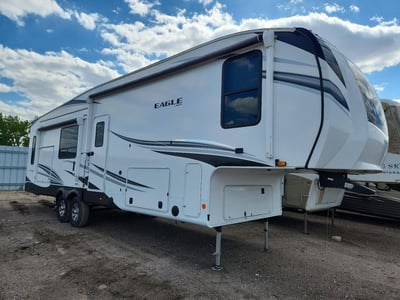 1UJCJ0BT0N1****** 2022 Jayco 317RLOK Eagle