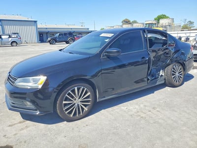 3VWD17AJXFM****** 2015 Volkswagen Jetta