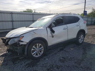 5N1AT2MVXFC****** 2015 Nissan Rogue
