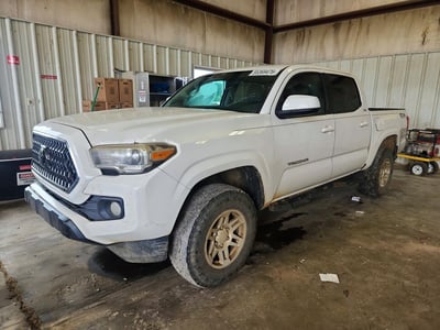 5TFCZ5AN6GX****** 2016 Toyota Tacoma