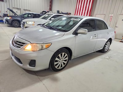5YFBU4EE2DP****** 2013 Toyota Corolla