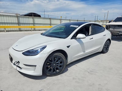 5YJ3E1EB8NF****** 2022 Tesla Model 3