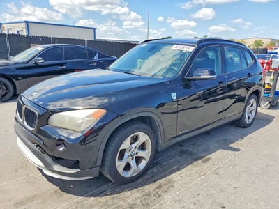 WBAVM1C52FV****** 2015 BMW X1