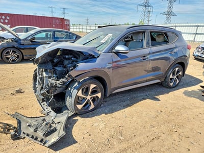 KM8J3CA26JU****** 2018 Hyundai Tucson