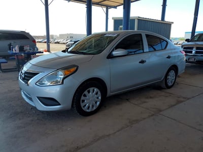 3N1CN7AP1HL****** 2017 Nissan Versa
