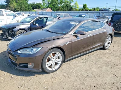 2014 Tesla Model S