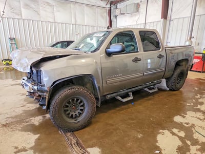 3GCPKSE76DG****** 2013 Chevrolet Silverado 1500