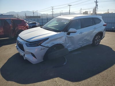5TDKDRAH6PS****** 2023 Toyota Highlander