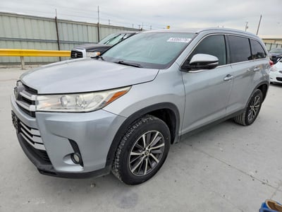 5TDKZRFH5KS****** 2019 Toyota Highlander