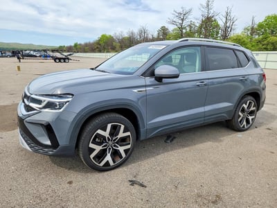 3VVJX7B21NM****** 2022 Volkswagen Taos