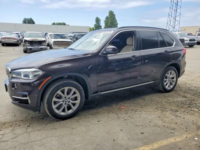 5UXKT0C57G0****** 2016 BMW X5