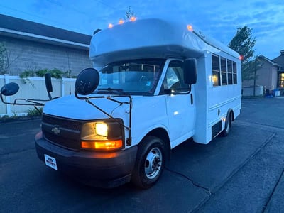 1GB3GRBGXH1****** 2017 Chevrolet Express