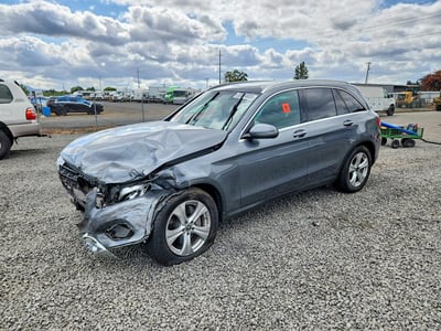 WDC0G4KB5JV****** 2018 Mercedes-Benz GLC-Class