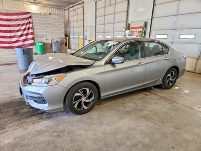 1HGCR2F35HA****** 2017 Honda Accord