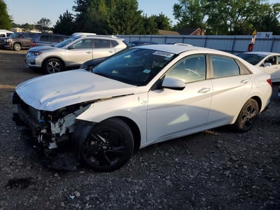 5NPLM4AG2NH****** 2022 Hyundai Elantra