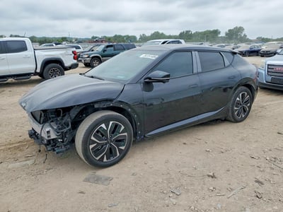 KNDC44LA3P5****** 2023 Kia EV6