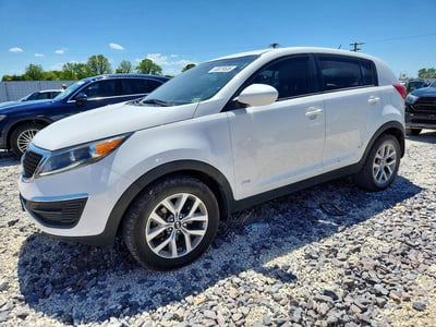 KNDPBCACXF7****** 2015 Kia Sportage