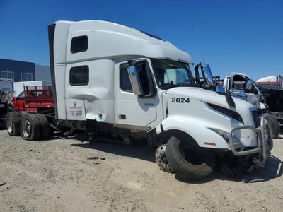 4V4NC9EJXRN****** 2024 Volvo VNL