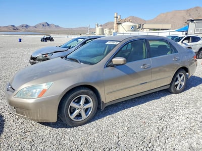 1HGCM56324A****** 2004 Honda Accord