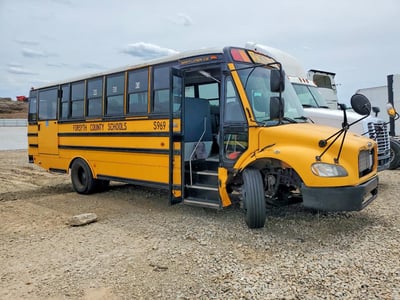 4UZABRDJ79C****** 2009 Freightliner B2