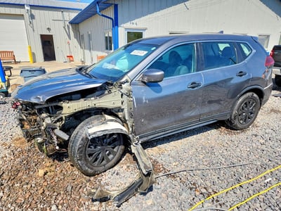 5N1AT2MT6JC****** 2018 Nissan Rogue