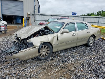 2LNHM82V39X****** 2009 Lincoln Town Car