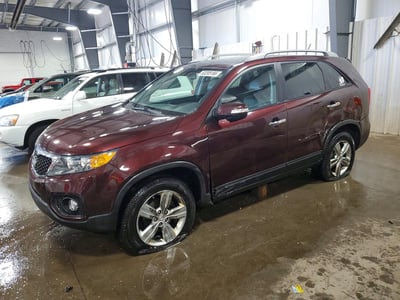 5XYKU4A22DG****** 2013 Kia Sorento