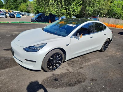 5YJ3E1EA3JF****** 2018 Tesla Model 3