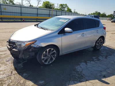 JTNKARJE1JJ****** 2018 Toyota Corolla