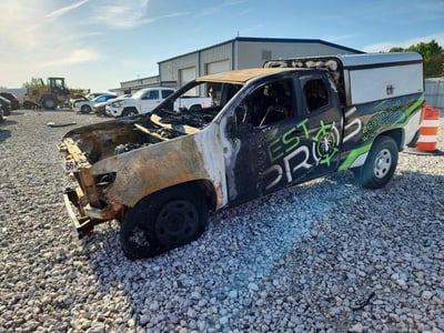 1GCHSBEA0J1****** 2018 Chevrolet Colorado