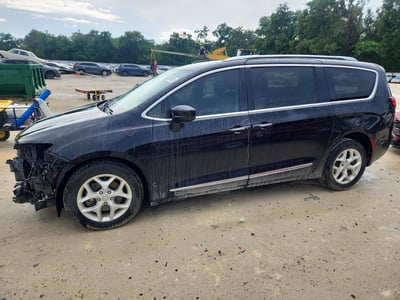 2C4RC1EG4HR****** 2017 Chrysler Pacifica