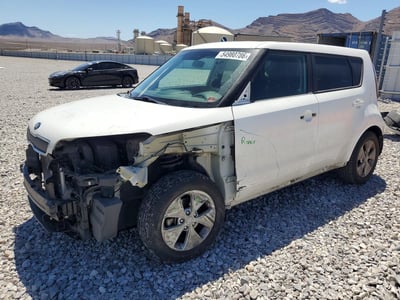 KNDJN2A21G7****** 2016 Kia Soul