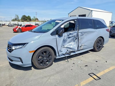 5FNRL6H74RB****** 2024 Honda Odyssey