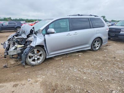 5TDXK3DC9DS****** 2013 Toyota Sienna