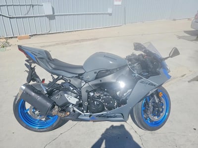 JKBZXJJ19TA****** 2026 Kawasaki Zx636jr